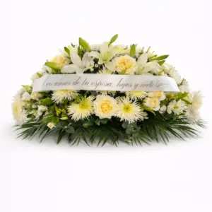 Cubre Ataúd de Dos Gardenias: arreglo floral principal para colocar sobre el ataúd